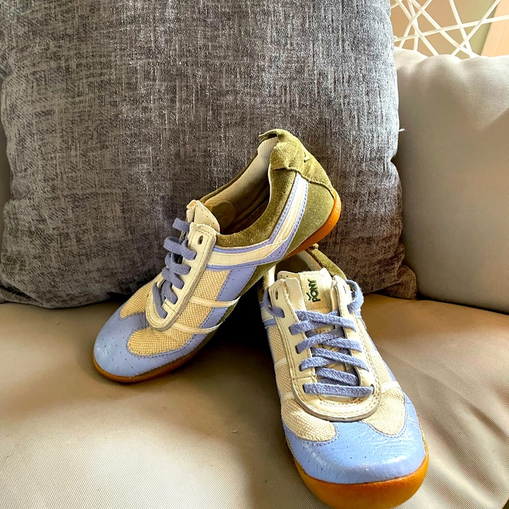 Vintage Pony tennis shoes